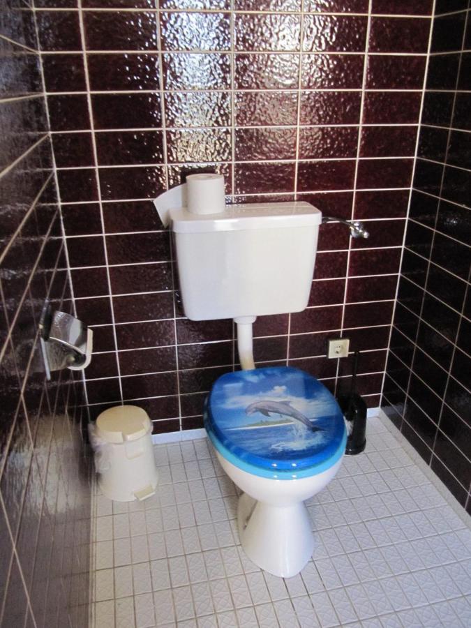 Uni - Luebeck Appartement Groß Grönau Стая снимка